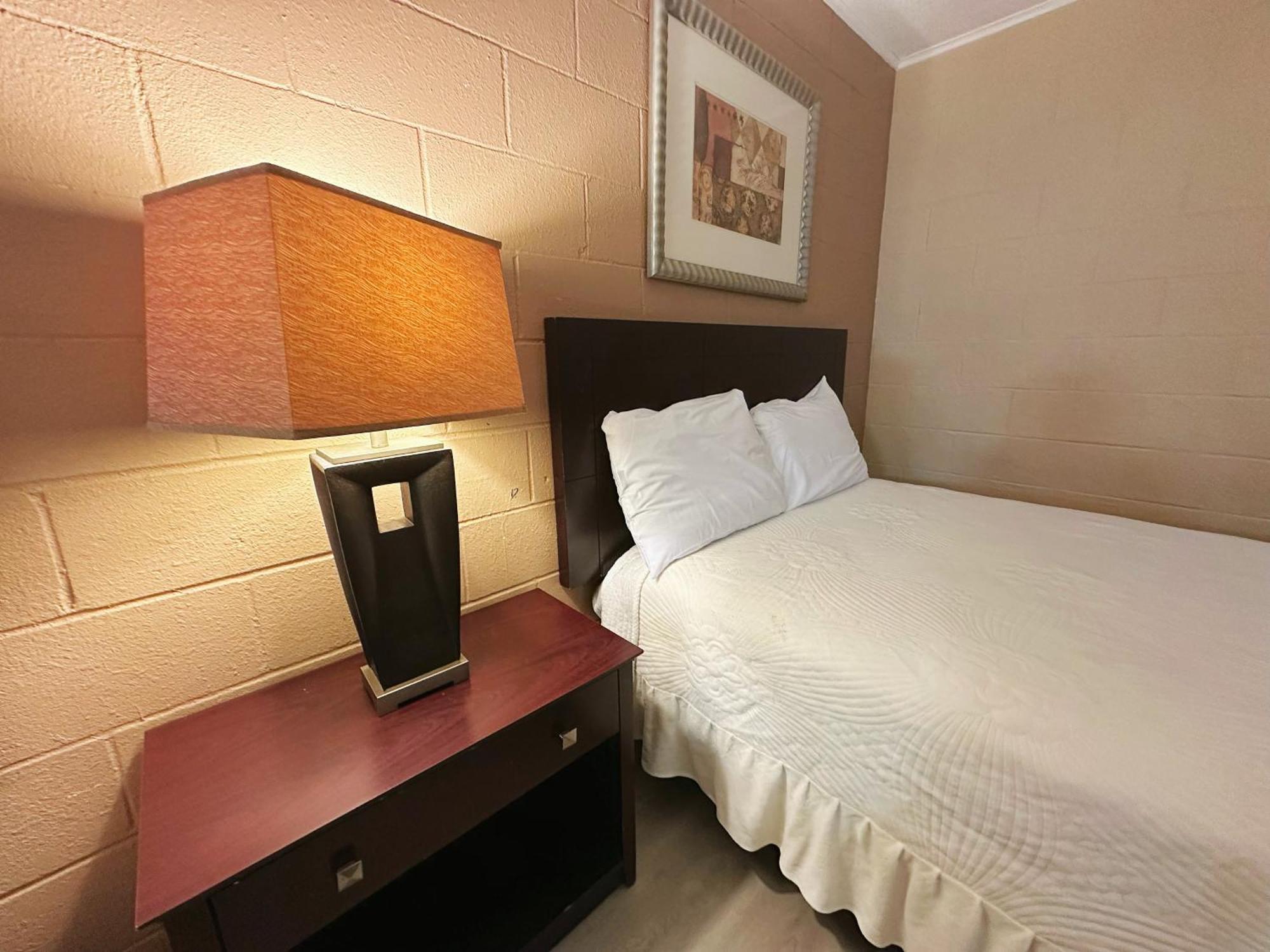 Royal Inn And Suites Hemet Dış mekan fotoğraf