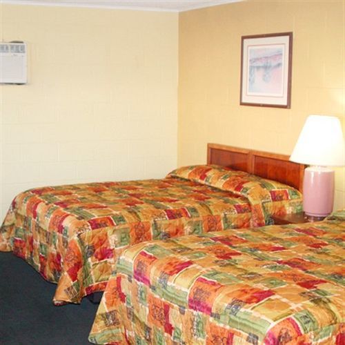 Royal Inn And Suites Hemet Oda fotoğraf
