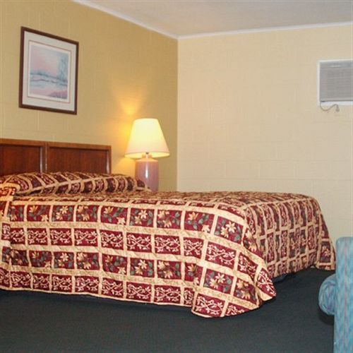 Royal Inn And Suites Hemet Oda fotoğraf