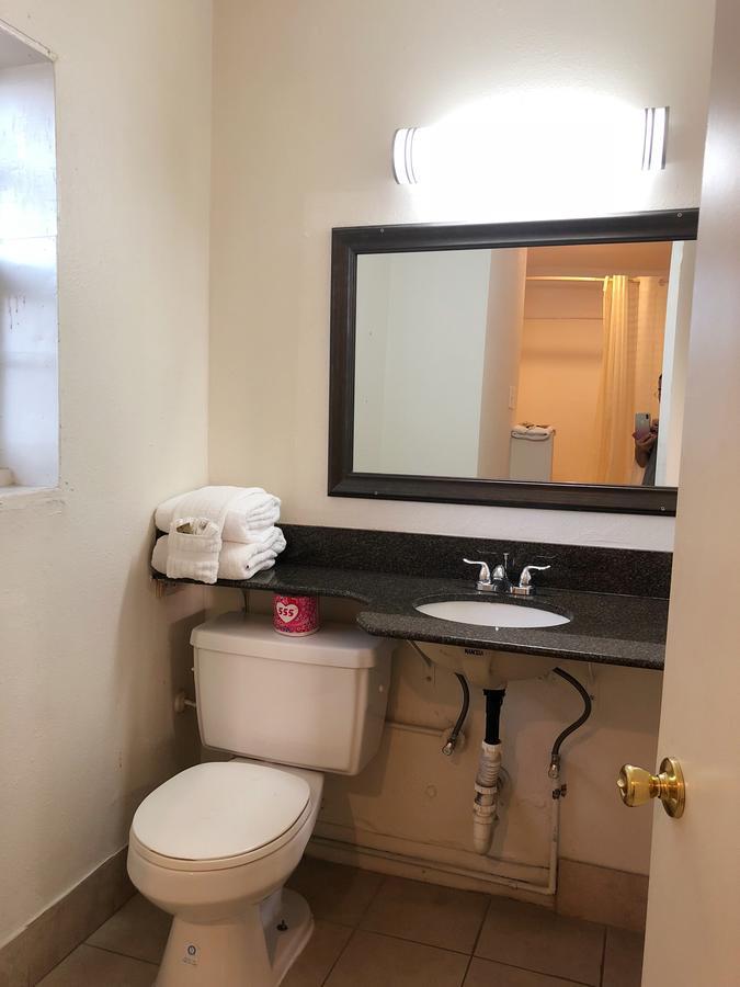 Royal Inn And Suites Hemet Dış mekan fotoğraf