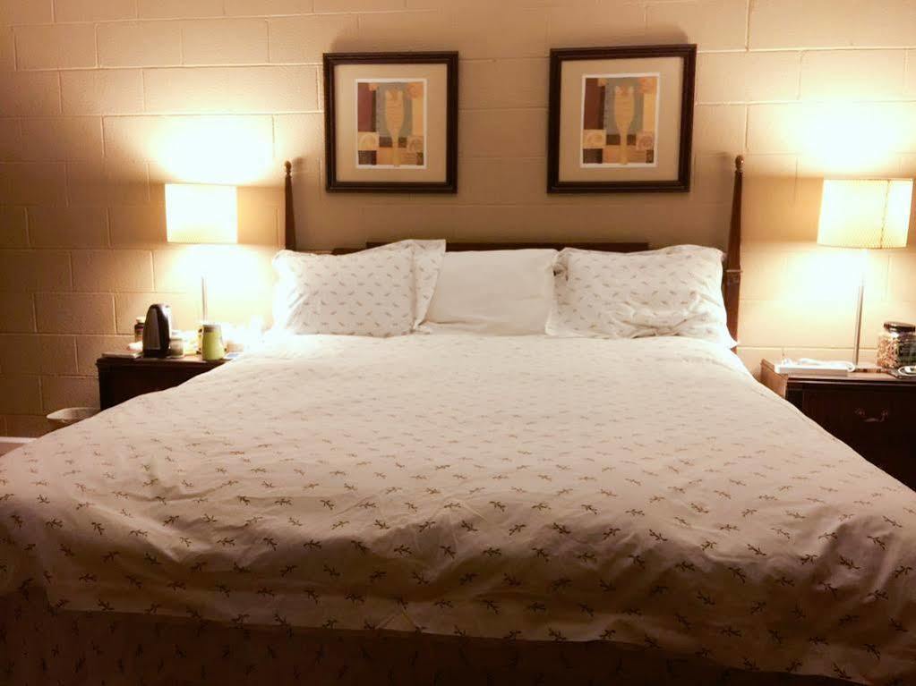 Royal Inn And Suites Hemet Dış mekan fotoğraf