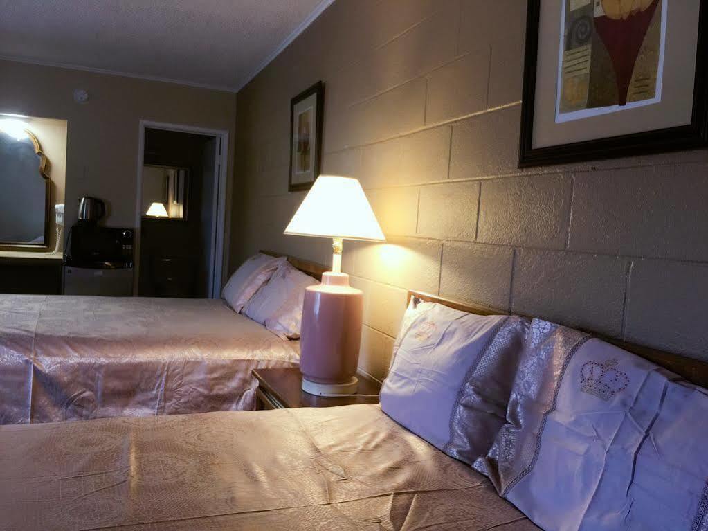 Royal Inn And Suites Hemet Dış mekan fotoğraf