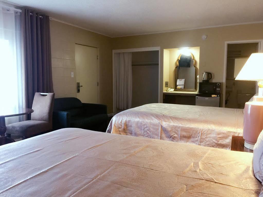 Royal Inn And Suites Hemet Dış mekan fotoğraf
