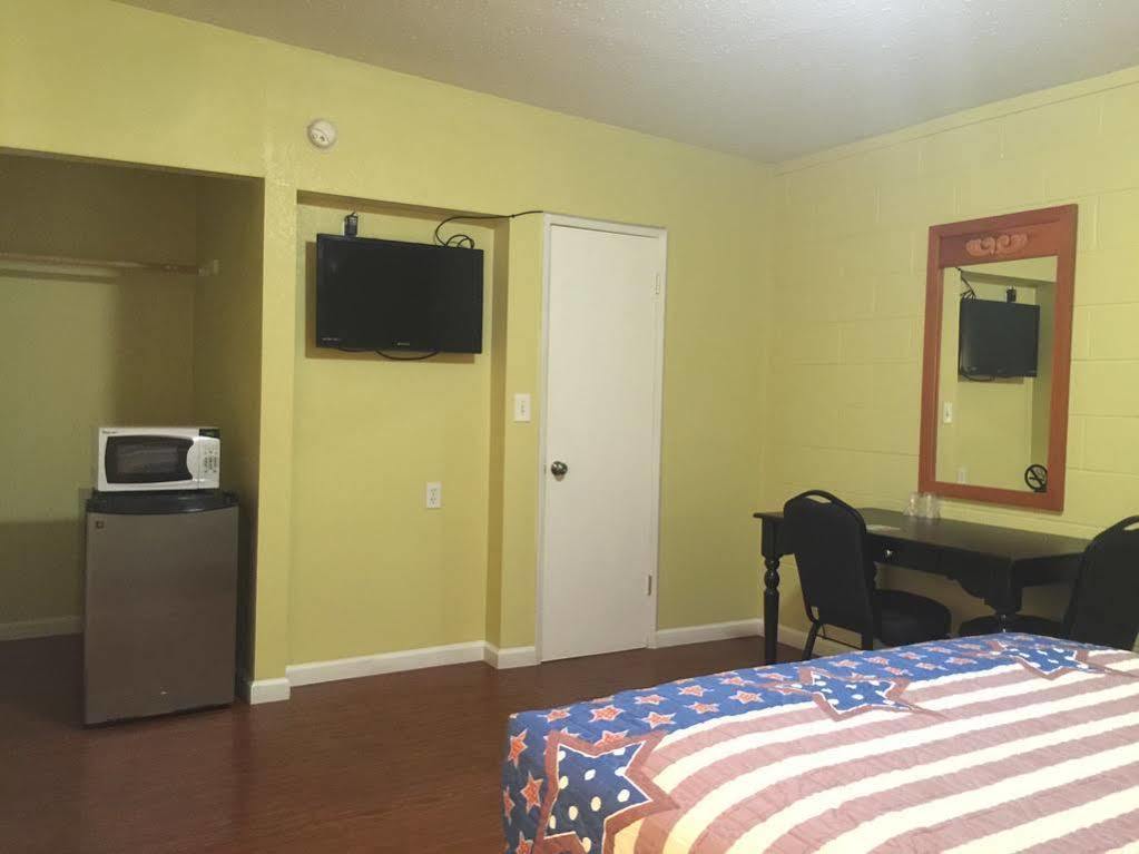 Royal Inn And Suites Hemet Dış mekan fotoğraf