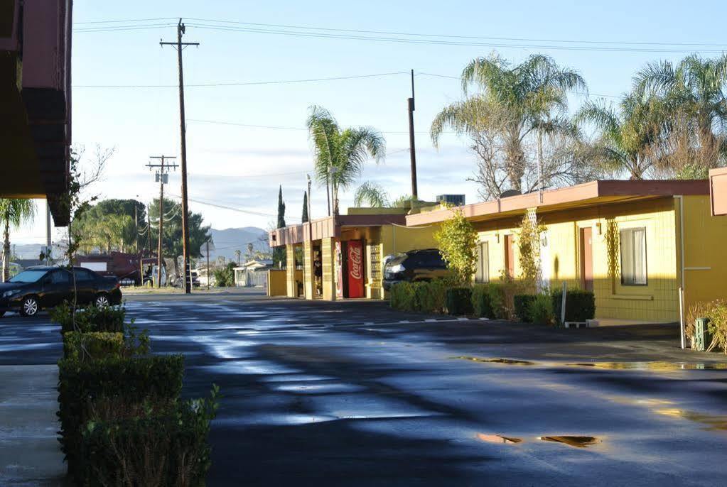 Royal Inn And Suites Hemet Dış mekan fotoğraf