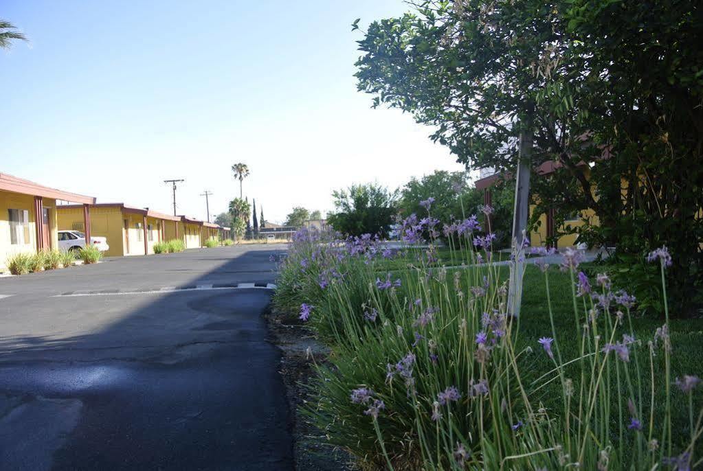 Royal Inn And Suites Hemet Dış mekan fotoğraf